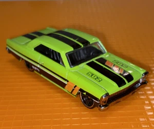 Vintage 2006 HOT WHEELS '66 CHEVY NOVA 502 Rare LIME GREEN Original Old Car ++++ - Picture 1 of 7