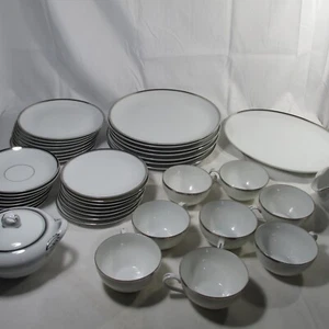 Fukagawa Japan - Arita 900P - Silver Band- Hand Painted - You Pick Your Dish - Picture 1 of 33