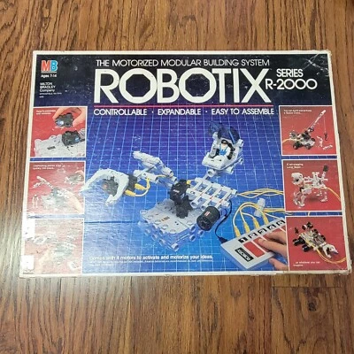 1984 Milton Bradley Robotix R-2000 Series Motorized Building System - Incomplete - Image 1 of 4