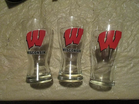 3-WISCONSIN BADGERS BEER DRINK GLASSES 2-12ozs.,1-16oz.PINT GLASS,1-sided logos Cover