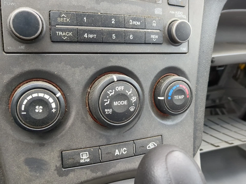 Kia Rondo 2007-2008 calefacción climatización LIK1P Foto 1 de 4