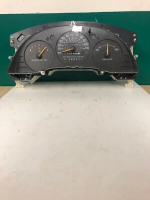 Grupo de velocímetro Lumina Monte Carlo 97-99 sin tacómetro 64XXX MILLAS usado OEM Foto 1 de 4