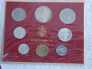 Pope Paul VI 1974 Vatican Mint Set - Picture 1 of 2