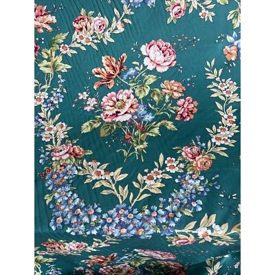 Guirnalda floral verde rosa vintage Jay Yang tapicería cabaña Foto 1 de 4