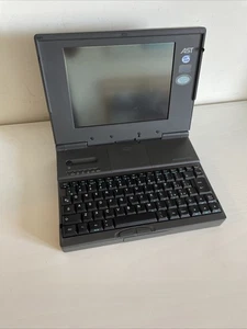 AST Ascentia 900N Intel 486 Vintage Laptop - Picture 1 of 16