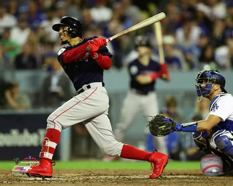 2018 World Series MOOKIE BETTS Game 5 HR 8x10 Photo BOSTON RED SOX Cover
