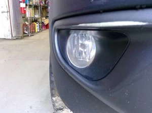 Used Driving Light fits: 2016 Jeep Cherokee Fog-Driving bumper mounted round Gra - Picture 1 of 24