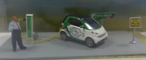 Busch 7727 Smart Fortwo veicolo elettrico stazione di rifornimento elettrica H0 1:87 in confezione originale - Foto 1 di 4