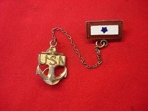 U.S. WWII U.S. NAVY "SON IN SERVICE" PINS W/ENAMELING - NICE HOMEFRONT SET - Picture 1 of 6