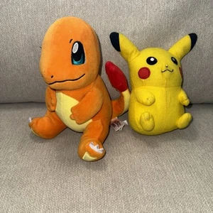 Offizielles 9 Zoll Charmander Pokemon Plüschtier Kuscheltier Nintendo + Pikachu - Bild 1 von 8