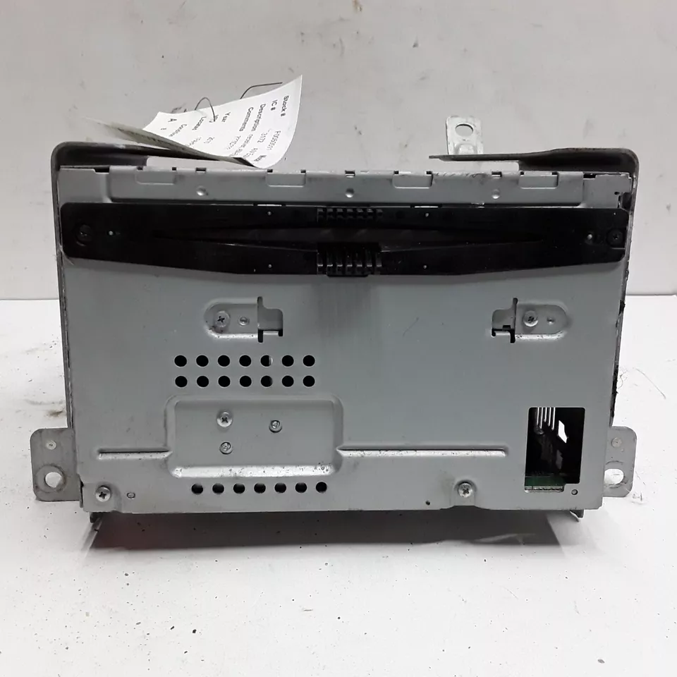 10 2010 Ford Taurus AM FM 6 disc CD radio receiver OEM AG1T-19C159-AE AF - Image 1 of 3
