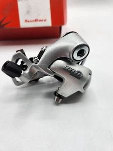 SunRace RD-R81 Deragliatore Posteriore Bici a Gabbia Corta 8 Velocità con Bullone, Argento - Nuovo - Foto 1 di 2