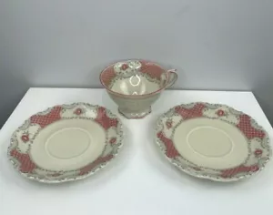 Taza de té vintage Schumann Baviera rosa celosía estampado de encaje y 2 platillos taza de té de colección - Imagen 1 de 5