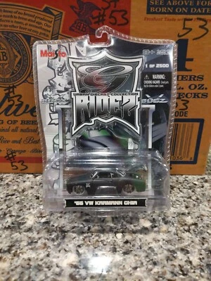Maisto Urban Die Cast Collection 66 VW Karmann Ghia 1of 2500 CHASE - Image 1 of 4