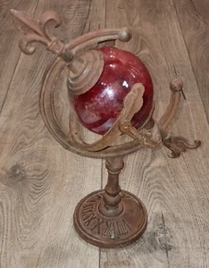 Vintage Gusseisen Sonnenuhr ~ Blitzkugel mit roter farbiger Glaskugel 12" hoch *LESEN* - Bild 1 von 21