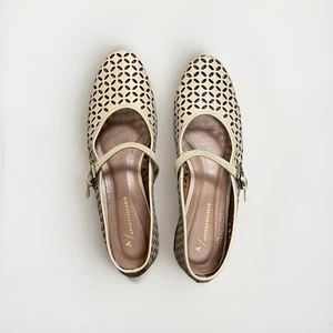 Anthropologie Cream Floral Cut Out Mary Jane Flats Ballet Euro 40/US 9-9.5 - Picture 1 of 6