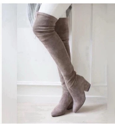 BOTAS DE COURO CAMURÇA CARINA TAUPE OVER THE KNEE Tamanho 39/8 1/2 - Imagem 1 de 4