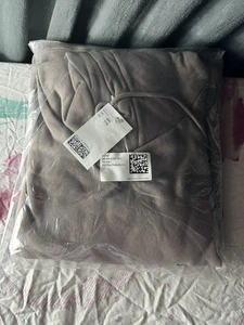 New H&M Women's Regular-Fit Sweatshirt Size XXL NWT - Picture 1 of 3