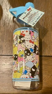 Botella de agua Sanrio Hello Kitty & Friends con tapa azul atornillada para 28 oz - Imagen 1 de 9