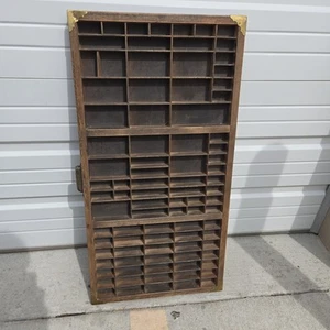 Cassetto per stampante tipografica Hamilton vintage con protezioni angolari in metallo - Foto 1 di 24