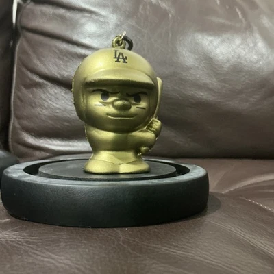 2025 Squeezy Mates Series 7 MLB Shohei Ohtani Gold ELBOW DINGED! * 1:192 ODDS - Image 1 of 4