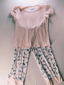 Conjunto de pijama Hanes Comfort Sleep para mujer pequeño, conjunto de camiseta y capri - Imagen 1 de 5