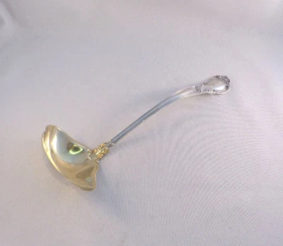 Cucharón de sopa de colección Chantilly by Gorham Sterling-Mono C- 10 1/2" Foto 1 de 4