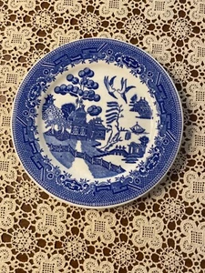 ANTIQUE BLUE Willow Caribe China Company dinner plate 9 1/2” - Picture 1 of 3