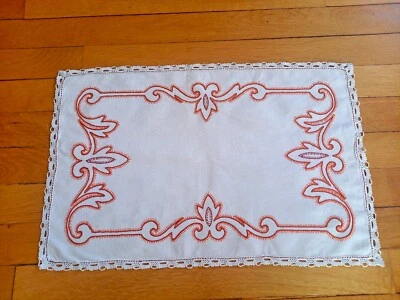 Ancien napperon Set de table Broderies Dentelle Années 60 - Photo 1/3