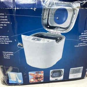 Oster Expressbake Bread Maker White, 2lb Loaf Capacity Type BM-1 CKSTBRTW20 - Picture 1 of 8