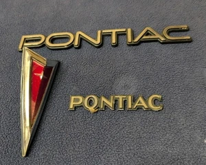 Pontiac trunk emblem badge Grand Am G6 Torrent OEM Factory Genuine Lot - Picture 1 of 6