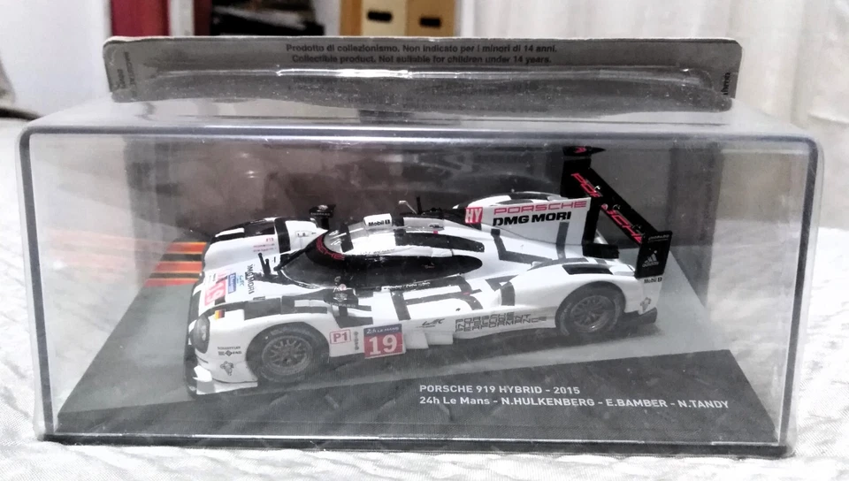 PORSCHE 919 HULKENBERG/BAMBER/TANDY LE MANS 2015 (PORSCHE COLL.) SENZA FASC. - Immagine 1 di 1