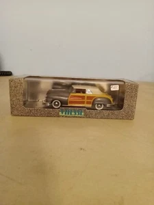 VITESSE 1/43 491 - CHRYSLER TOWN & COUNTRY CLOSED CABRIOLET - GRAY - Picture 1 of 7