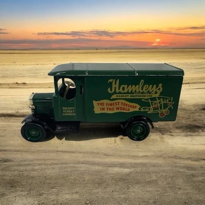 LLEDO DAYS GONE HAMLEY'S TOYSHOP MORRIS LIGHT TRUCK IN GREEN VTG - Image 1 of 4
