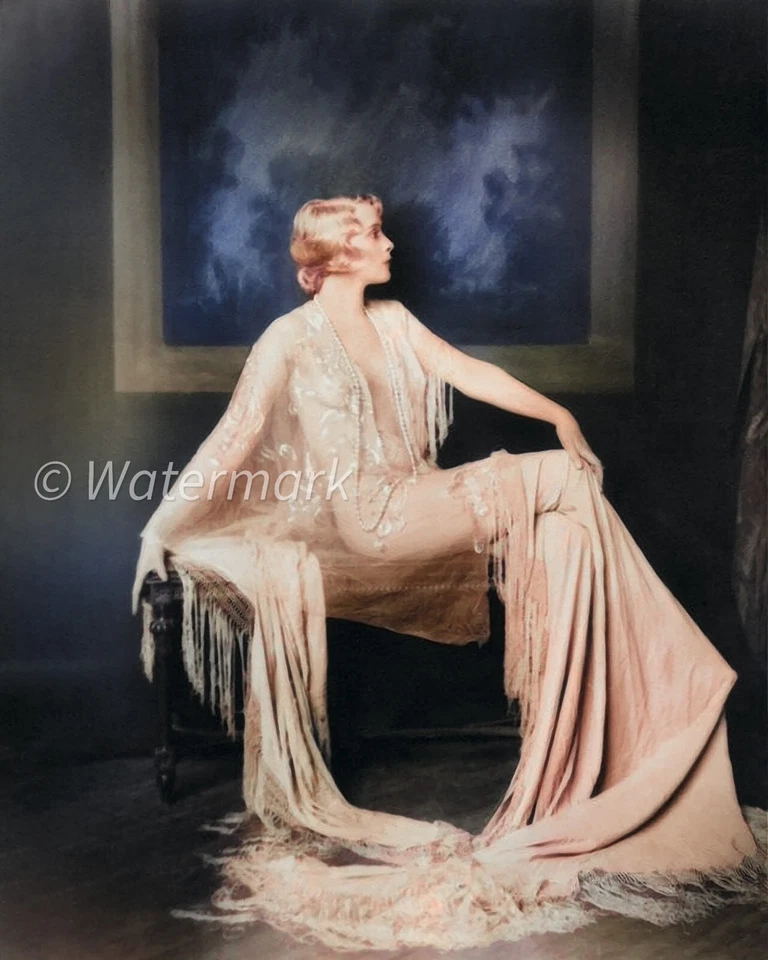 Flapper Girl - Ziegfeld Follies 8X10 PUBLICITY PHOTO Vintage 1920s glamour - Image 1 of 1