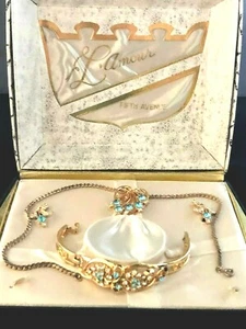 L'Amour Fifth Avenue Rhinestone Bracelet, Necklace and Earrings Original Box - Picture 1 of 4
