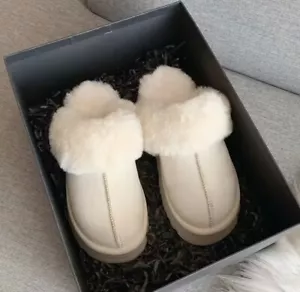 Cream Slippers Snow Boots Fluffy New Platform Sole Warm Size 4UK Winter ugg Dupe - Picture 1 of 3