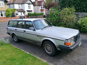 Volvo 240 Torslanda estate 1992 (10 mths MOT) - Picture 1 of 16