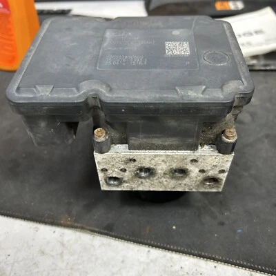 ABS Brake Pump Module 2005 - 2006 Dodge Charger  Chrysler 300 | 00009385C600 - Image 1 of 4