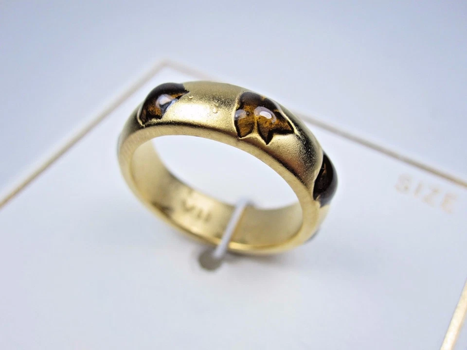 Nina Ricci Gold Plated Ring with Enamel - Size 7 0585 - Image 1 of 4