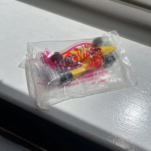 1982 Hot Wheels Yellow Formula Shell Racer NEW IN SEALED BAG - Picture 1 of 4
