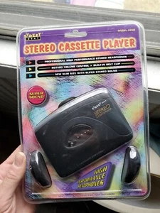Lenoxx VTG 1999 Street Beat Cassette Player Stereo Headphones Mdl 820M Unopened - Picture 1 of 2