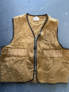 Vintage Canvasback Mens Hunting Vest Size M Game Zip Up USA made 60s 70s NWOT - Picture 1 of 9
