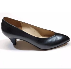 Amalfi by Rangoni Women kaitlyn Heels Black Size 9 Made in Italy Timeless Career - Picture 1 of 10