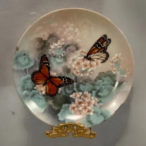 Vintage 1987 W. S. George Plate "Monarch Butterflies" by Lena Liu 1st Issue - Picture 1 of 2