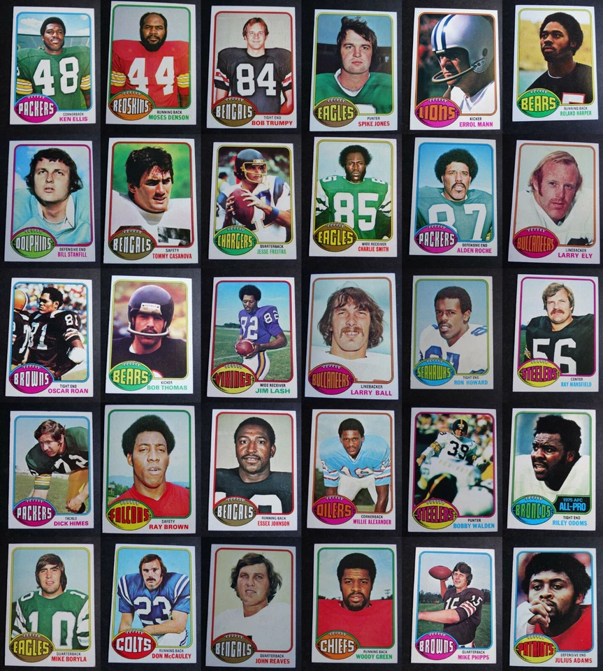 1976 Topps Football Cards Complete Your Set You U Pick From List 201-400 - Image 1 of 1