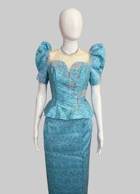 Traje tradicional jemer / ropa camboyana - 2 piezas, camisa y falda jemer Foto 1 de 4