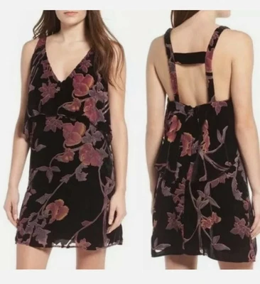 Everly Anthropologie Woman Dress S Black Floral Velvet Burnout V Neck Whimsigoth - Image 1 of 4