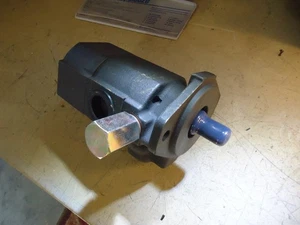 Anfield 22 GPM GRH 2-Stage Pump AP-HFL-22-P-R - Picture 1 of 3