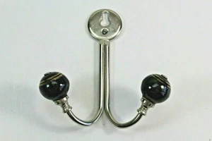 Dos ganchos de bola de montaje en pared. - Imagen 1 de 5
